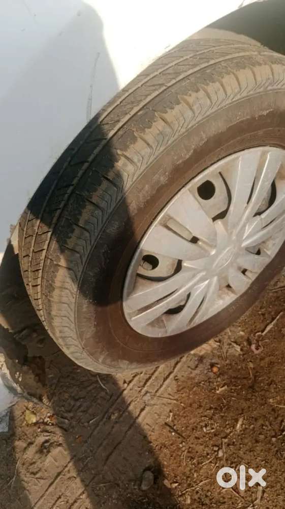 White Colour With Ac And Heater Fully Geninune Quality Manual