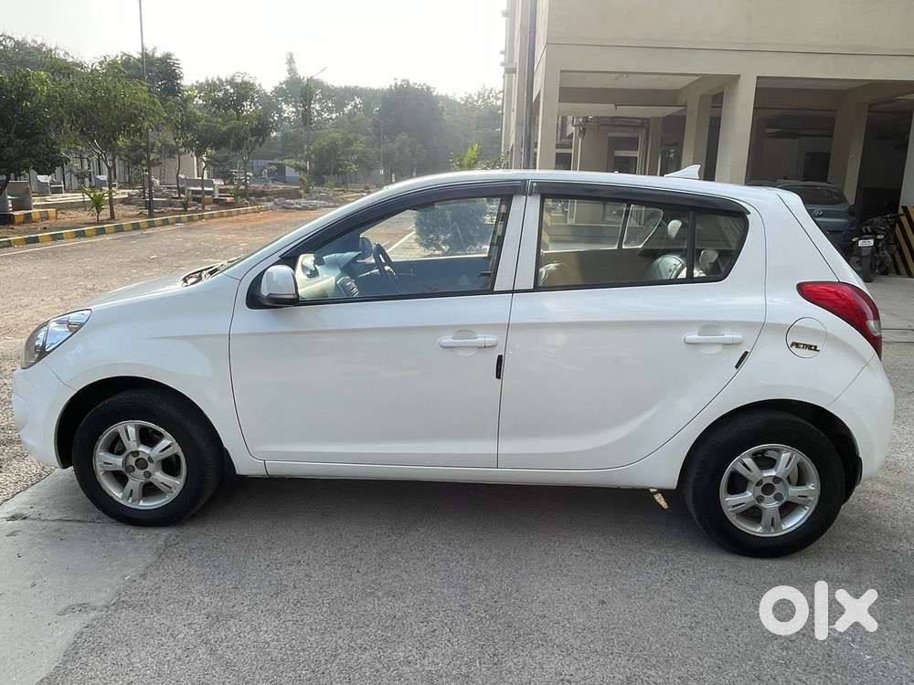 Hyundai I20 2010-2012 1.2 Sportz Option, 2011, Petrol
