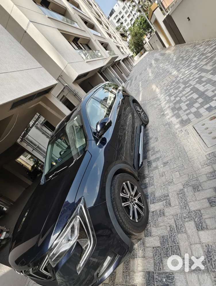 New Mahindra Xuv700 Ax7 Luxury Edition