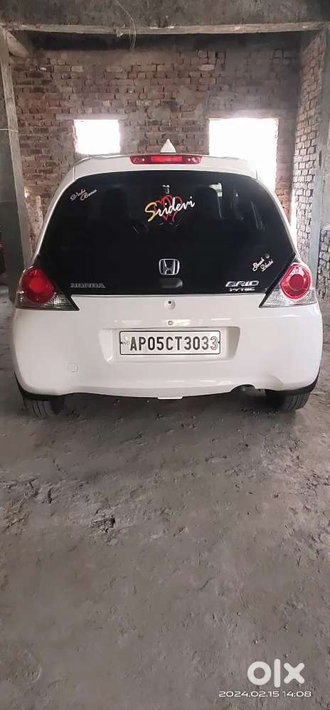 Honda Brio 2013 Petrol Well Maintained