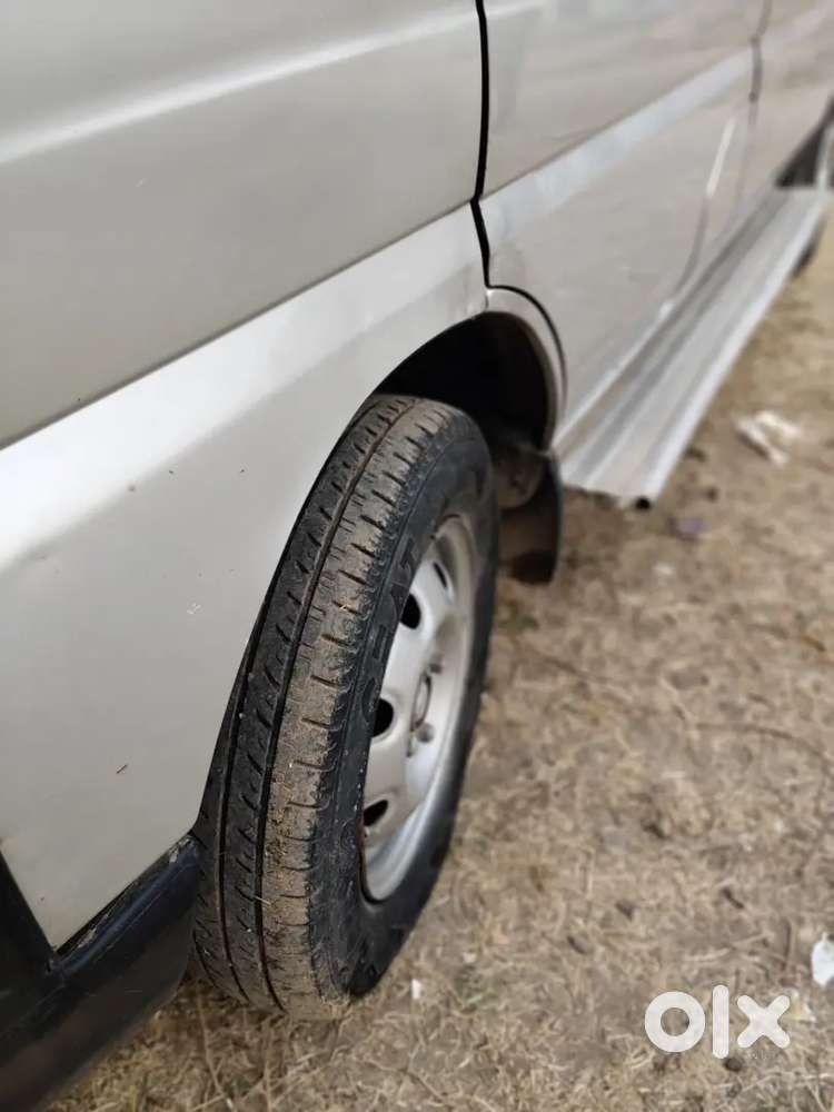 Maruti Suzuki Eeco 2011 Lpg Well Maintained