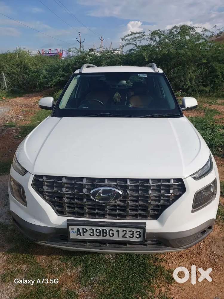 Hyundai Venue Diesel Manual 2019