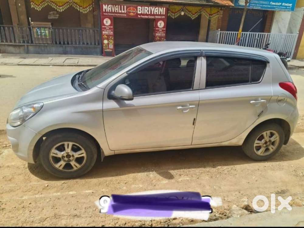 Hyundai I20 1.2 Sportz Option, 2011, Petrol