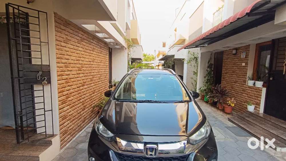 Honda Wr-v 2017 Petrol Well Maintained