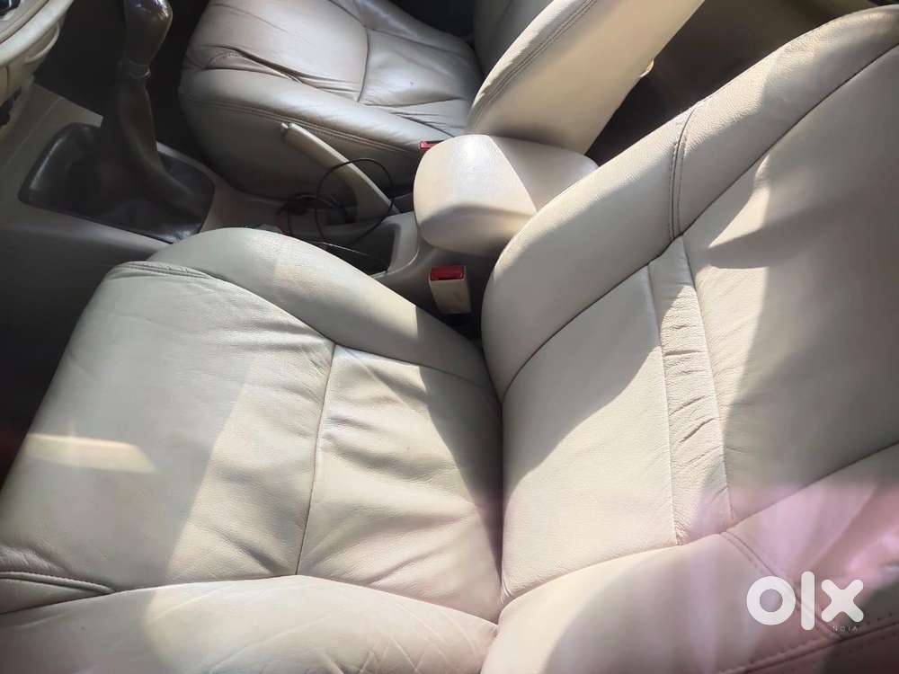 Toyota Innova 2.5 G (diesel) 8 Seater, 2012, Diesel