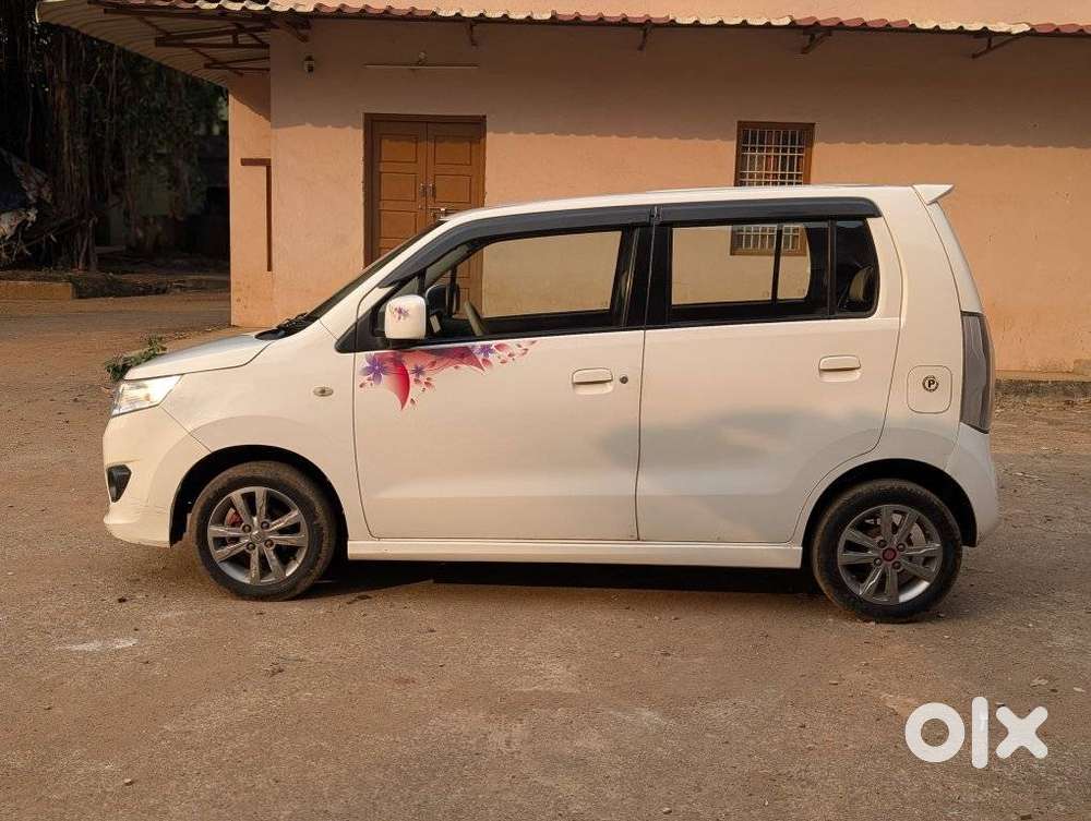 Maruti Suzuki Wagon R Stingray Vxi, 2013, Petrol