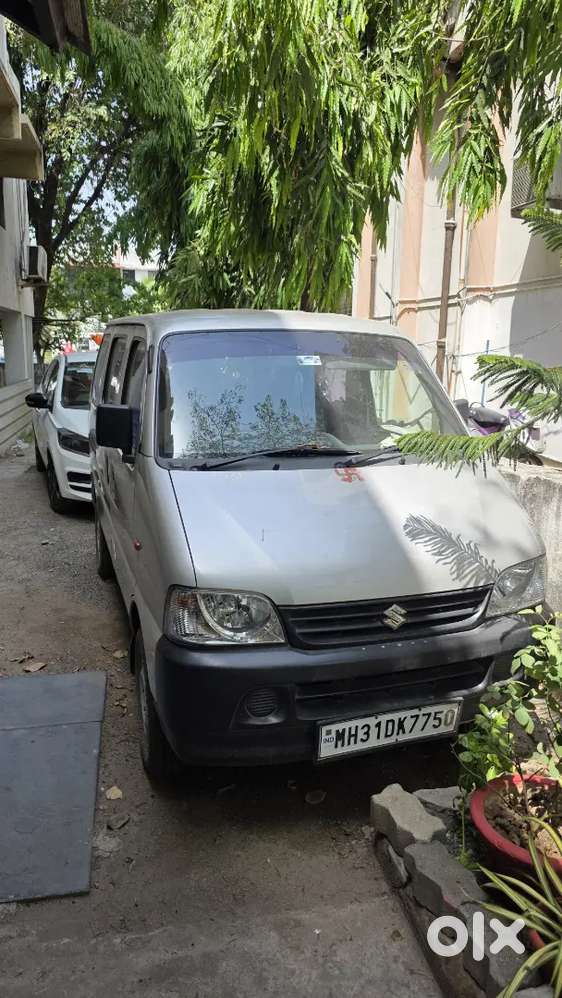 Maruti Suzuki Eeco 2011 Petrol 33000 Km Driven