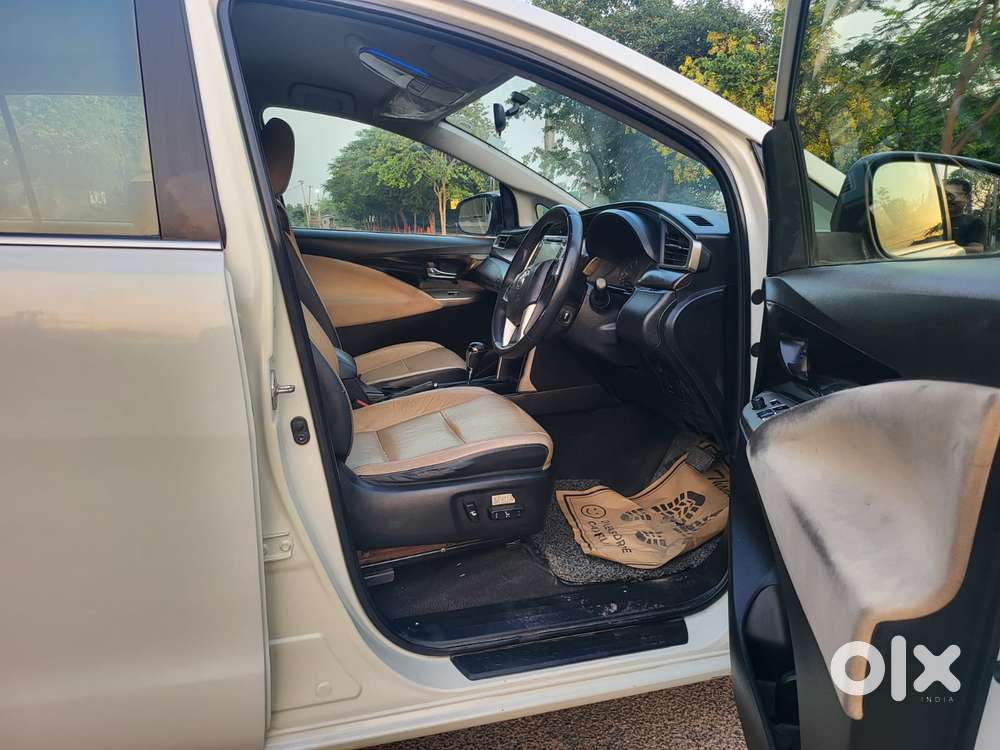 Toyota Innova Crysta 2.8z Automatic, 2019, Diesel