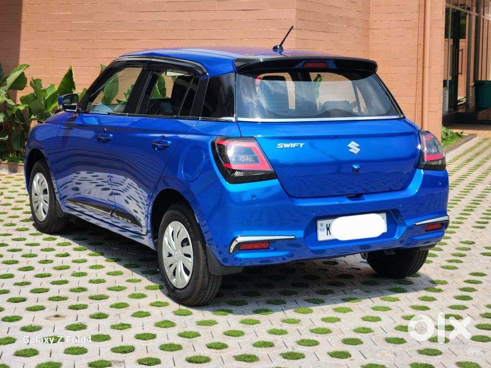 Maruti Suzuki Swift 1.2 Vxi (o), 2025, Petrol