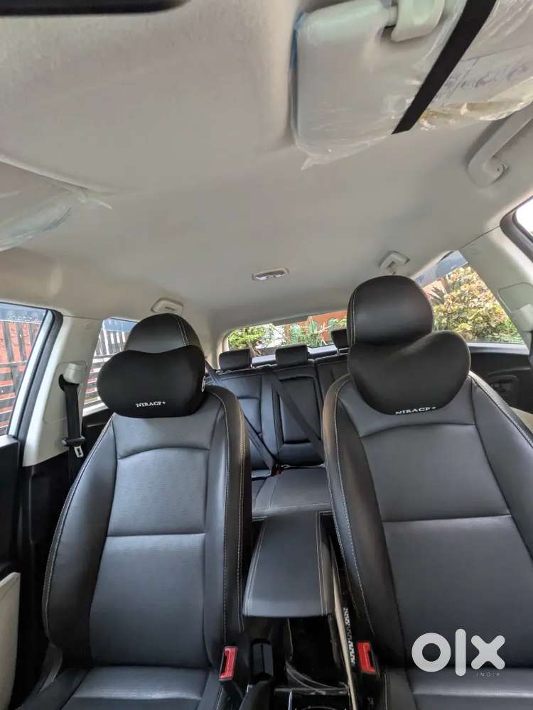 Mahindra Xuv 3xo Revx M 2026