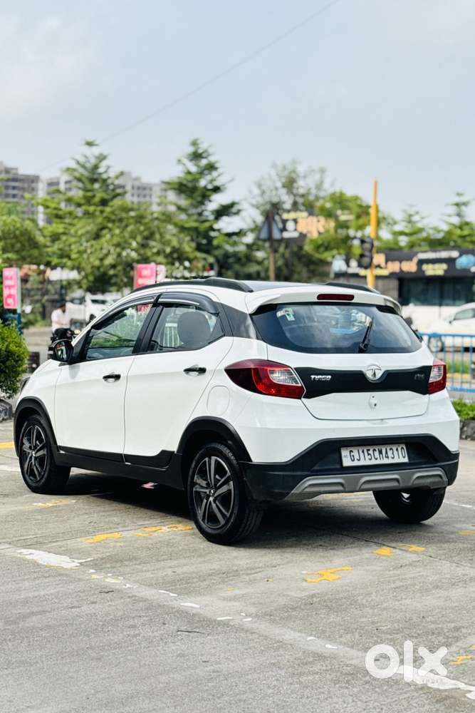 Tata Tiago Nrg 1.2 Xz Amt, 2022, Petrol