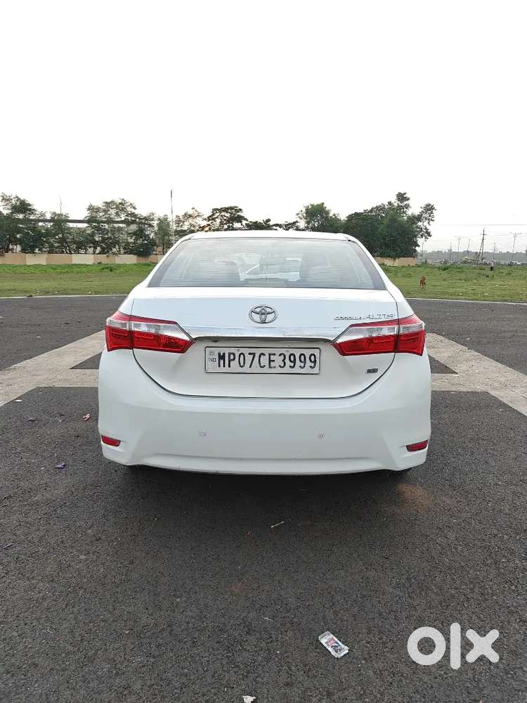 2016 Toyota Corolla Altis पेट्रोल ऑटोमैटिक