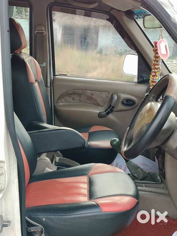 Mahindra Scorpio 2.6 Turbo 7 Str, 2006, Diesel