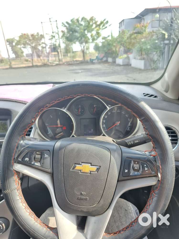 Chevrolet Cruze Diesel 2011. Top Model With Sunroof.