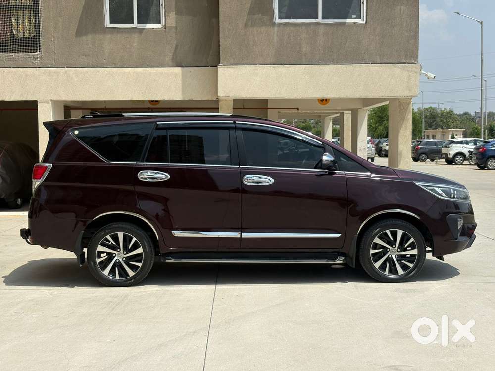 Toyota Innova Crysta [2020-ongoing] 2.4 Zx At 7 Str, 2022, Diesel