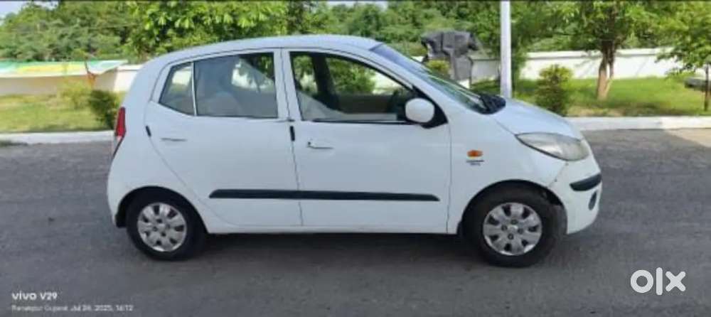 Hyundai I10 2010 Cng & Hybrids 100000 Km Driven