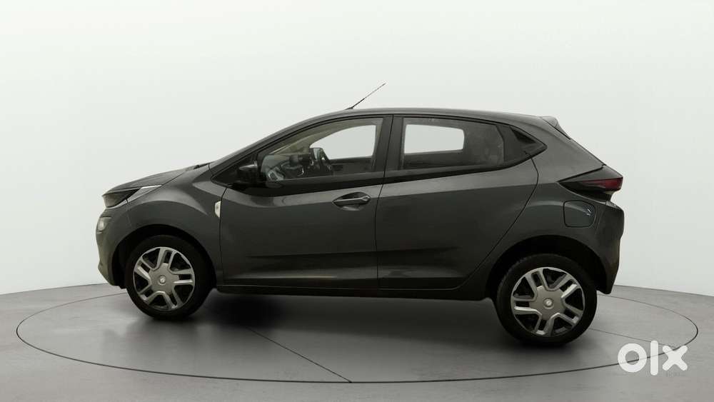 Tata Altroz 1.2 Xt, 2022, Petrol