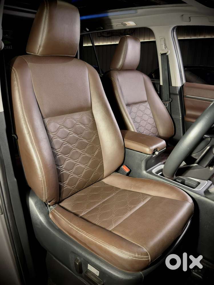 Toyota Innova Hycross 2.0 Zx (o) Hybrid 7 Str, 2023, Petrol