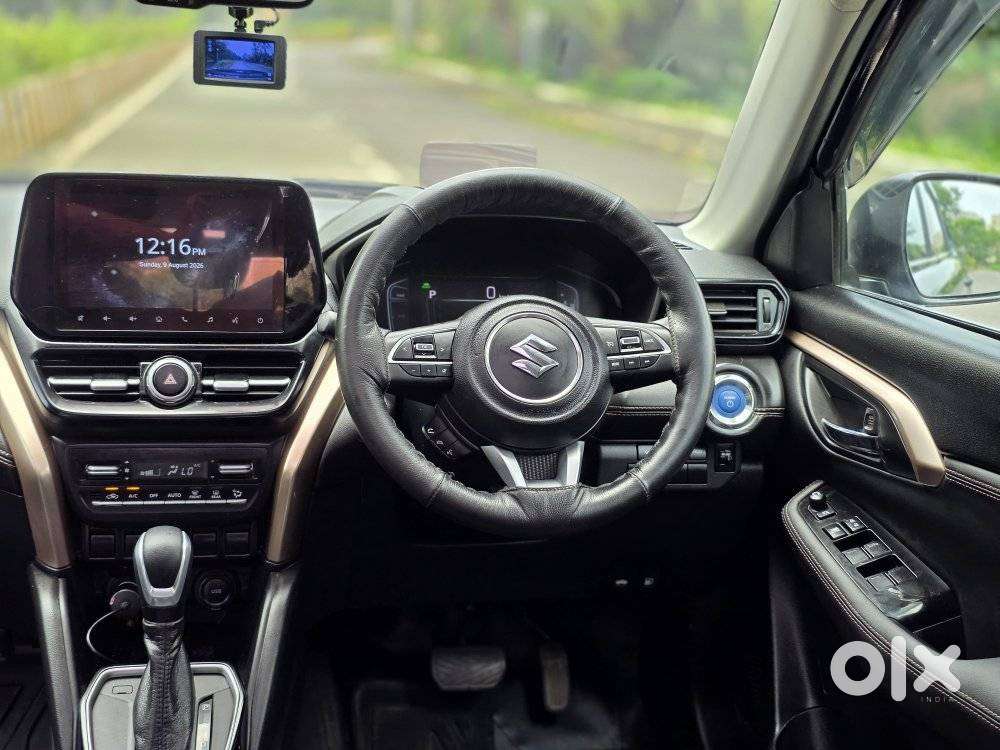 Maruti Suzuki Grand Vitara 1.5 Zeta Plus Intelligent Hybrid Ecvt, 20..