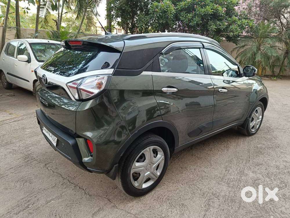 Tata Nexon 1.2 Revotron Xm (s), 2021, Petrol