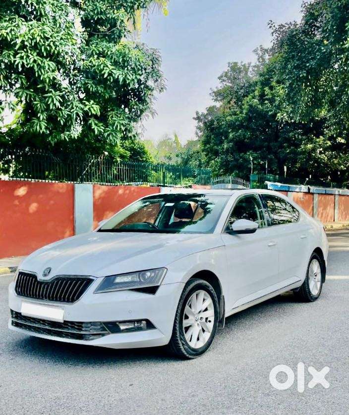 Skoda Superb L&k 2.0 Tdi At, 2019, Diesel