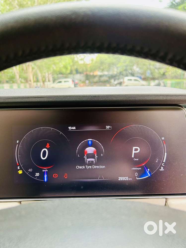 Mahindra Xuv700 2.0 Ax 7 Petrol At Luxury Pack Str, 2021, Petrol