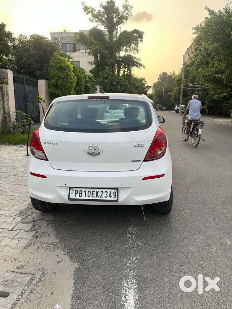Hyundai I20 Sportz 1.2 Bs-iv, 2013, Petrol