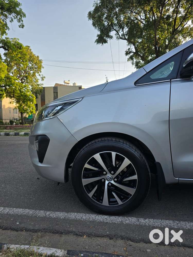 Toyota Innova Crysta 2.8 Zx At, 2021, Diesel