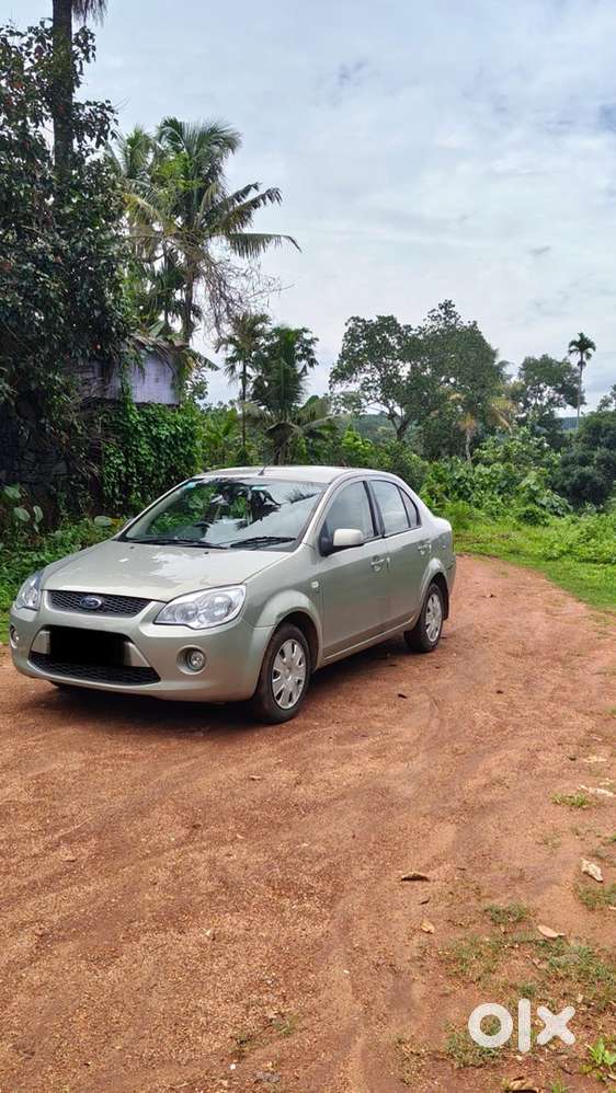 Ford Fiesta Model 2010 Year