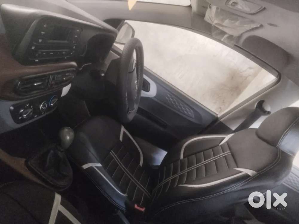 Hyundai Aura 2022 Cng & Hybrids 42000 Km Driven
