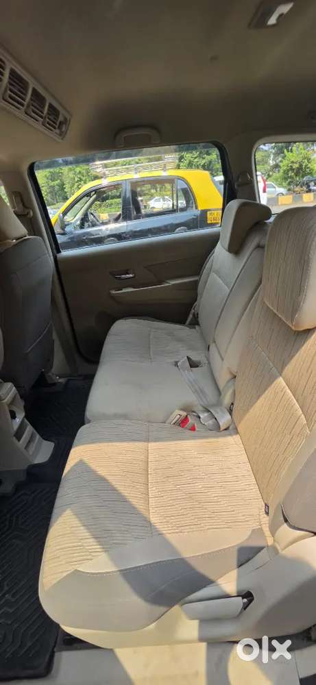 Maruti Ertiga Zxi(0) Top Model 2024 - Petrol+cng - 1st Owner