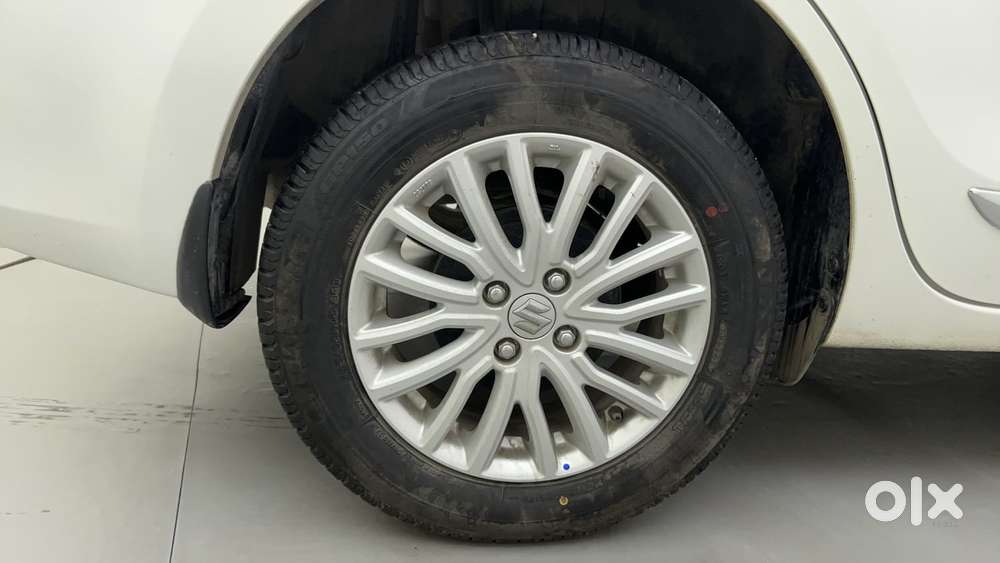 Maruti Suzuki Dzire Zxi Ags, 2023, Petrol