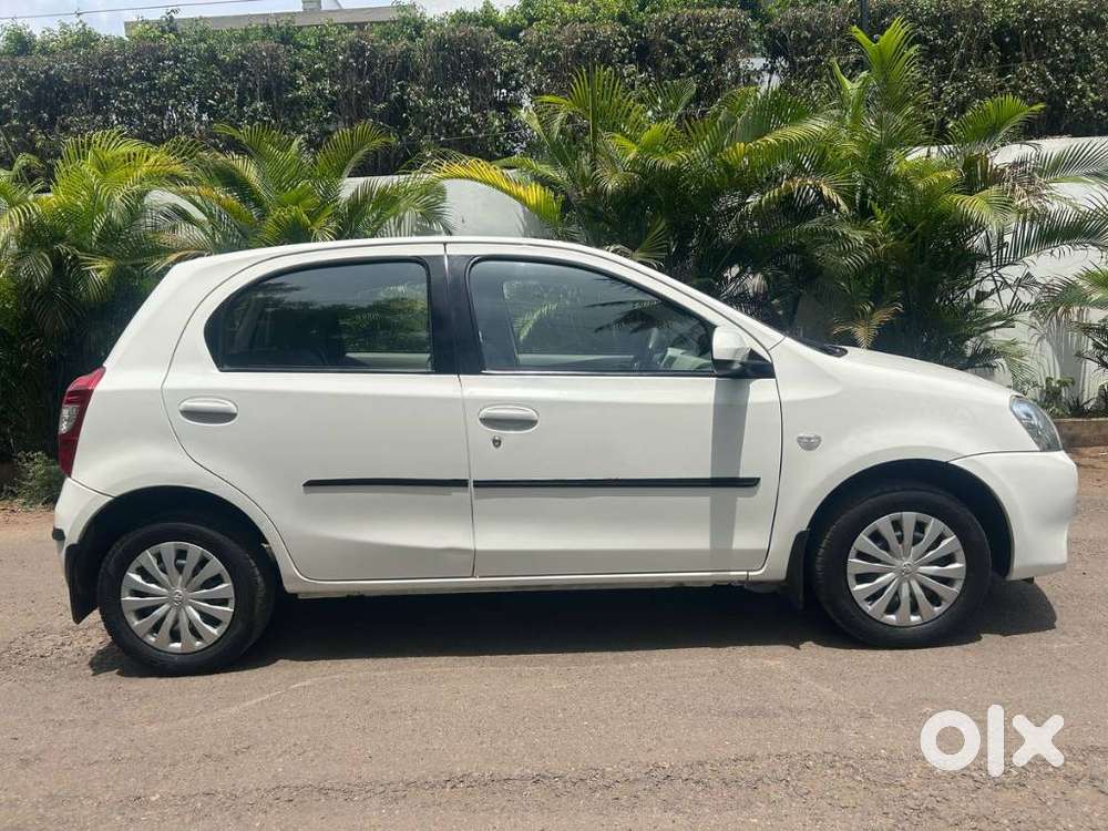 Toyota Etios Liva 2014-2016 Gd, 2014, Petrol