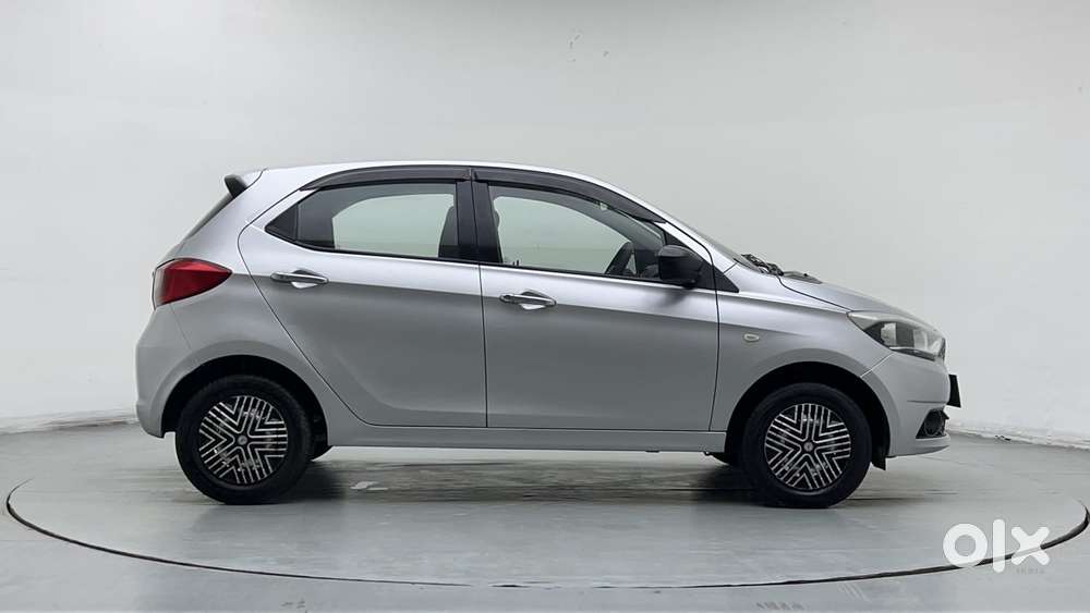 Tata Tiago Xe, 2016, Petrol