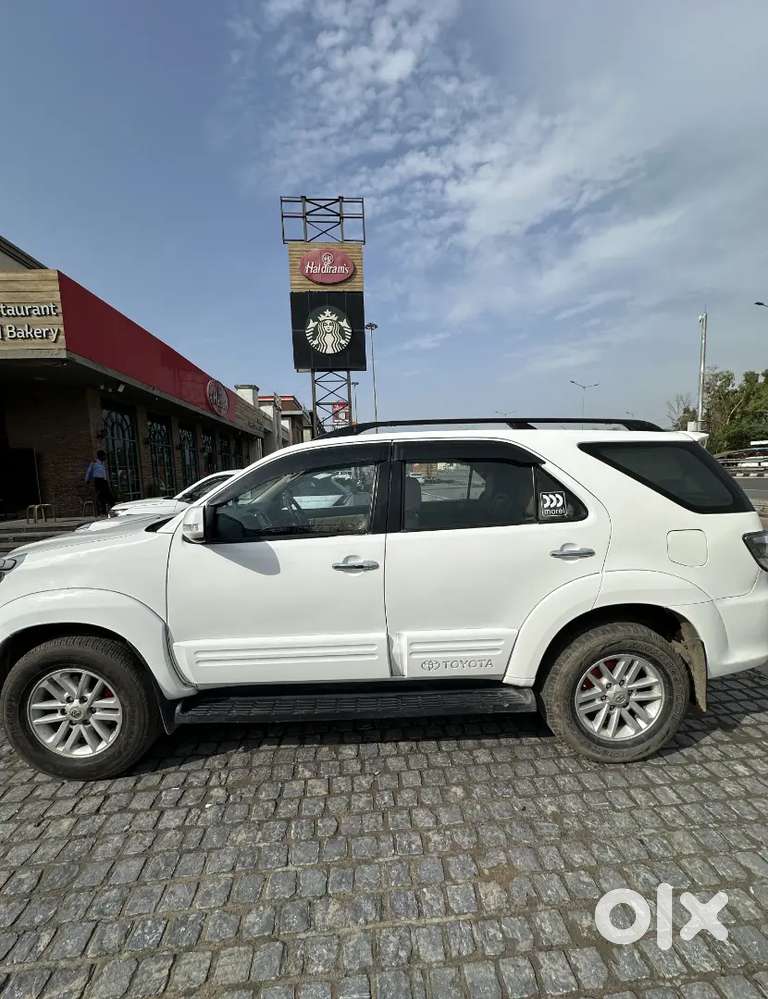 Toyota Fortuner Diesel Manual 2014