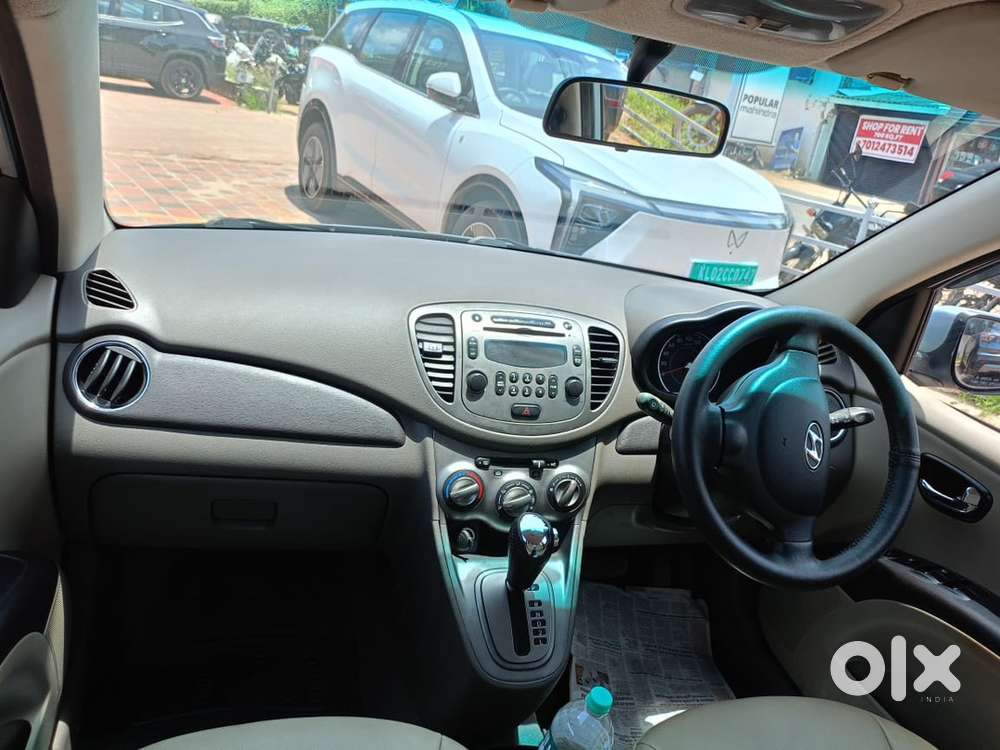 Hyundai I10 Sportz 2012 Automatic