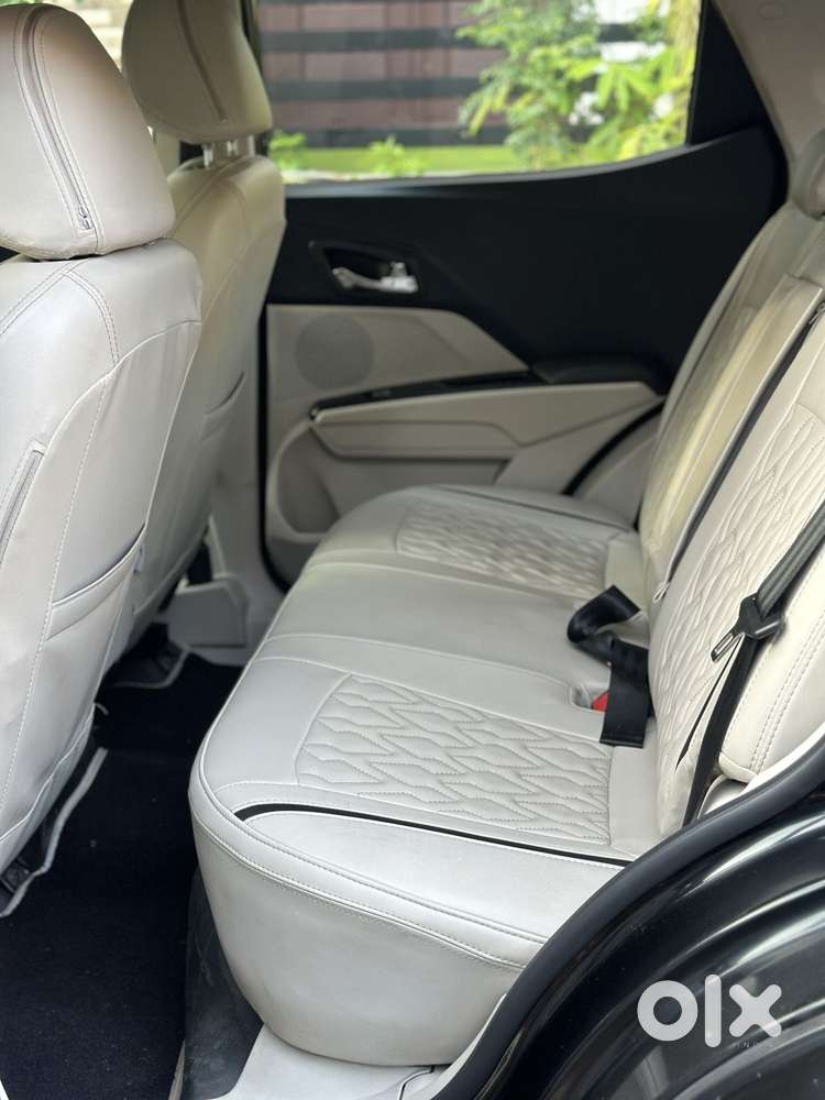 Mahindra Xuv300 W8 Option, 2019, Petrol