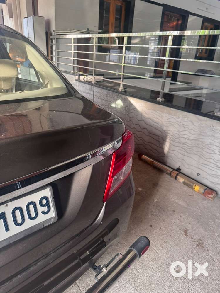 Maruti Suzuki Dzire 2024 Petrol Well Maintained