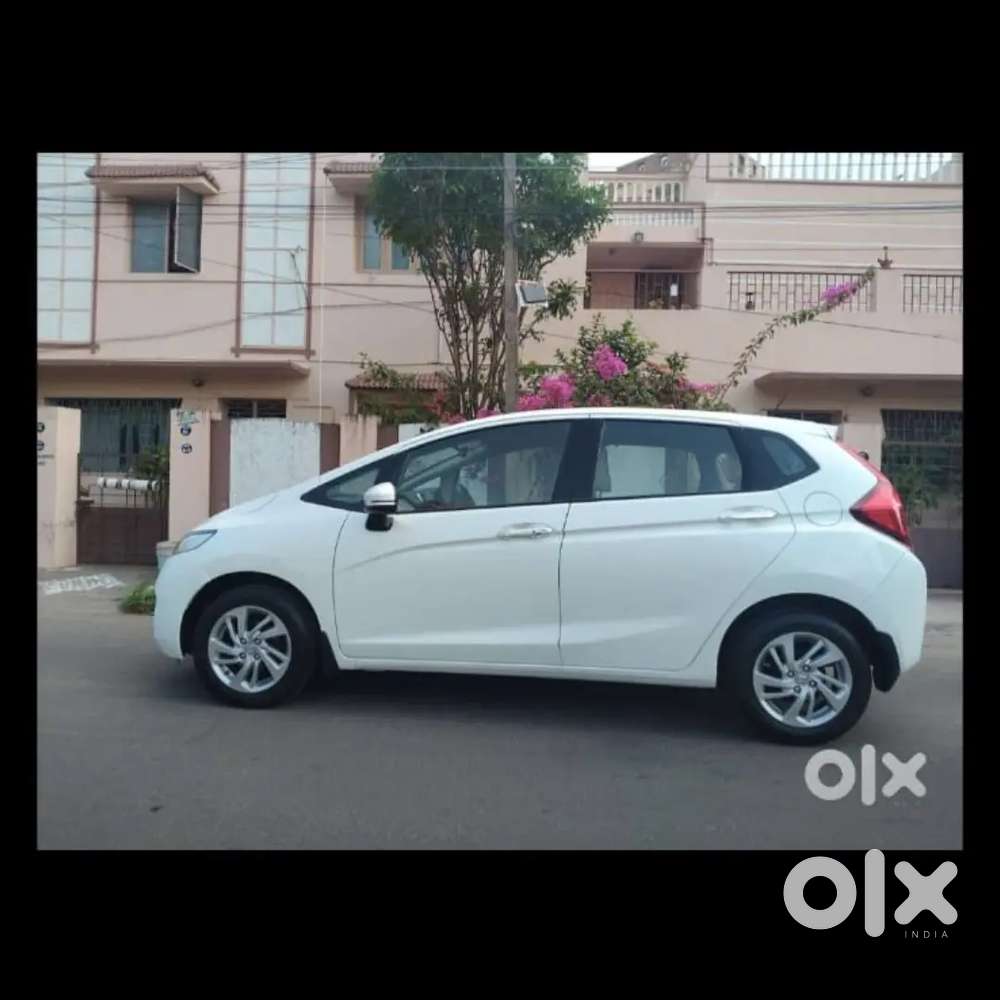 Honda Jazz Cvt 2019 White