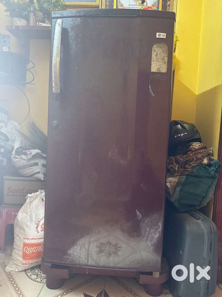 Refrigerator for Sale &ndash; Good Condition | Well Maintained