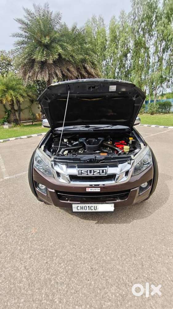 Isuzu V-cross Z 4x4 Mt, 2017, Diesel