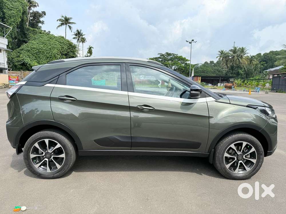 Tata Nexon 1.2 Revotron Xza Plus (o) Amt, 2020, Petrol