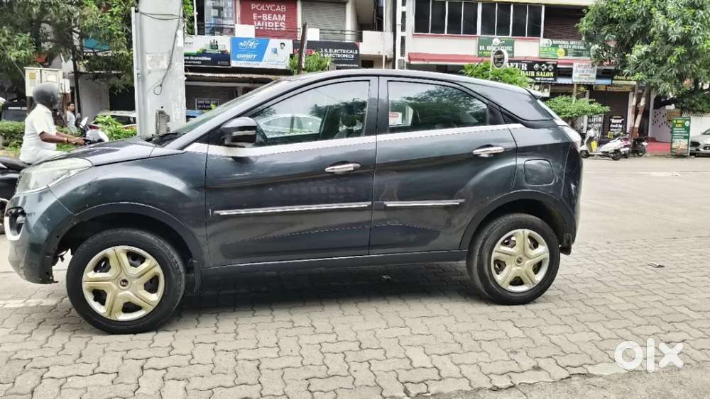 Tata Nexon 1.2 Revotron Xm, 2018, Petrol
