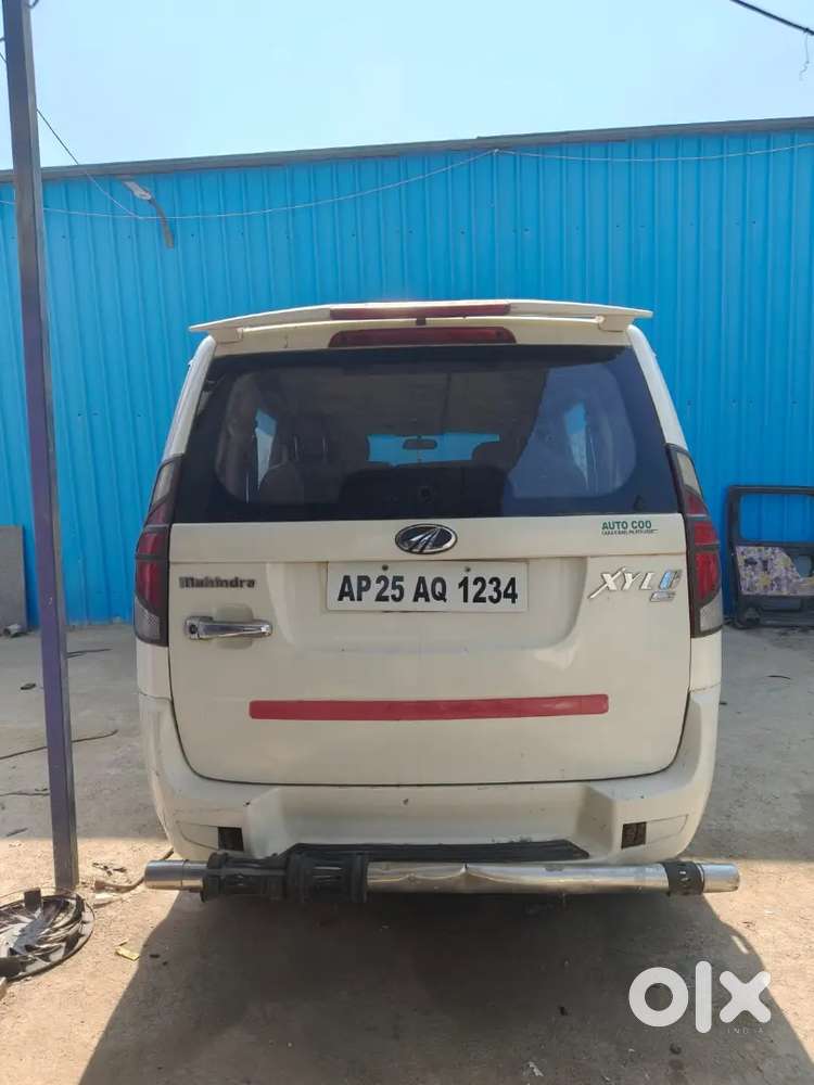 Mahindra Xylo 2013 Diesel 200000 Km Driven