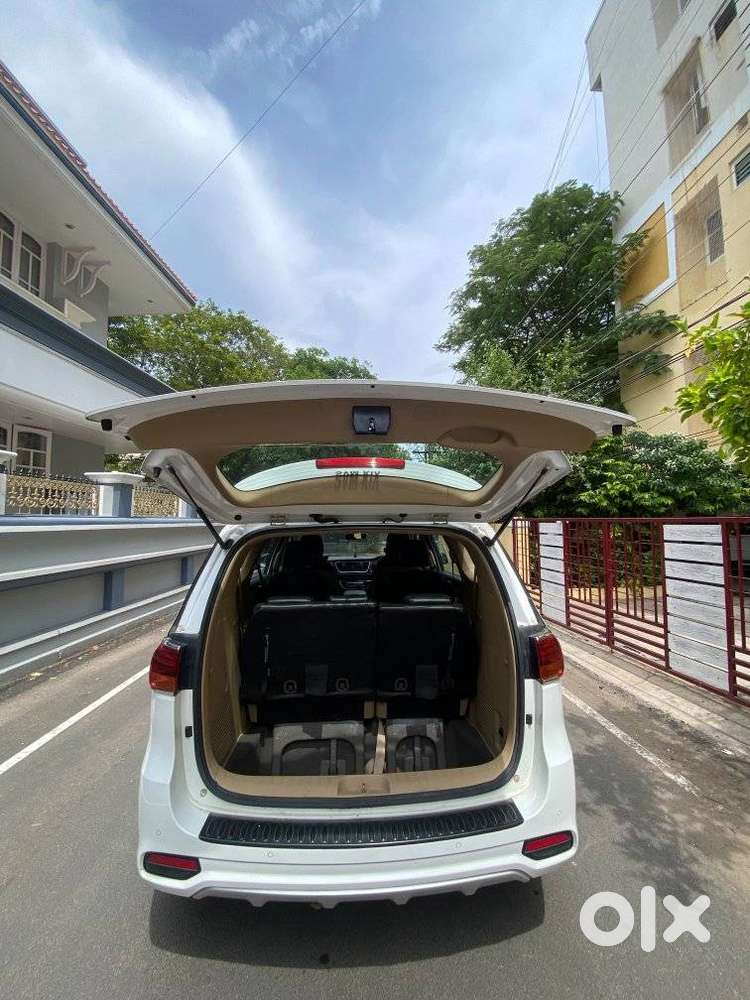 Kia Carnival Premium, 2021, Diesel