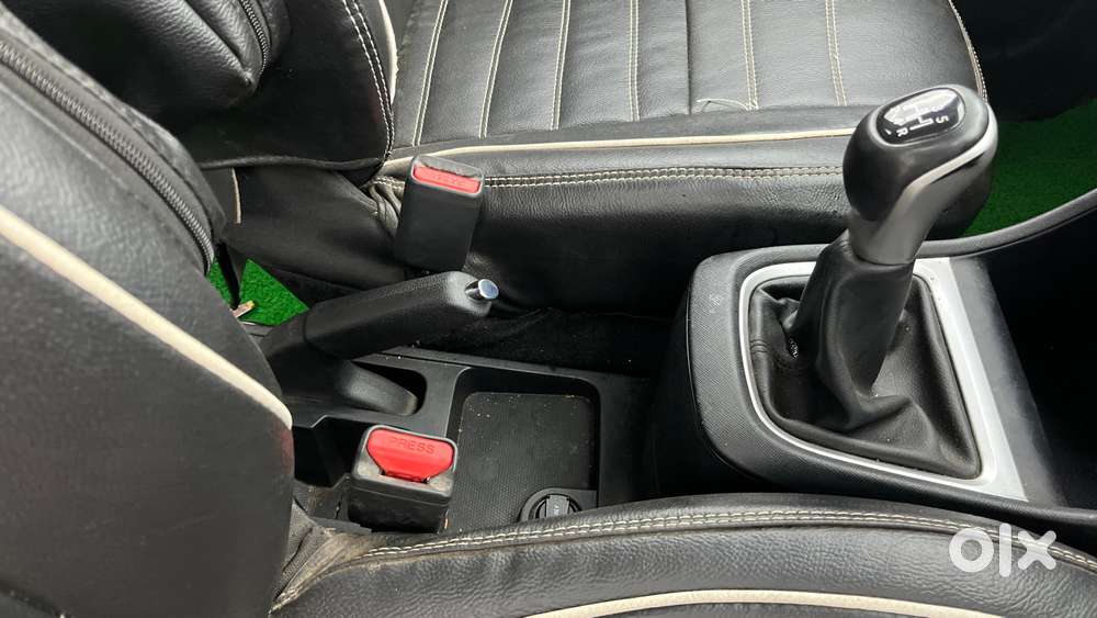 Tata Punch Creative Dual Tone Mt Sunroof, 2024, Petrol