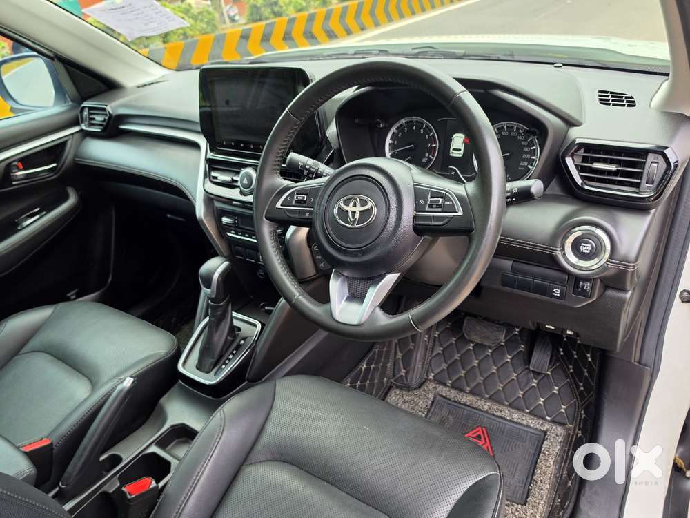 Toyota Urban Cruiser Hyryder 1.5 V Neo Drive At, 2022, Petrol