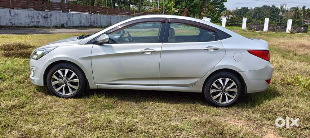 Hyundai Verna Fluidic 1.6 Vtvt Sx, 2016, Petrol