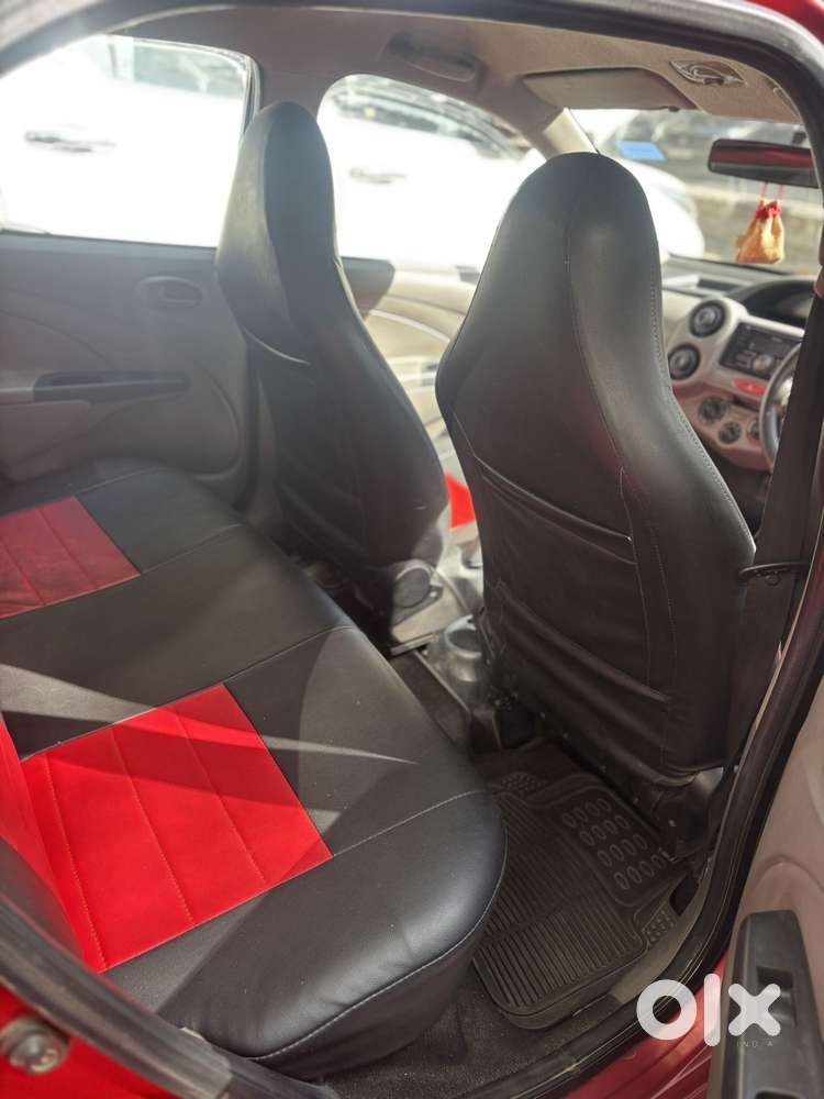 Toyota Etios Liva 2011-2012 G, 2011, Petrol