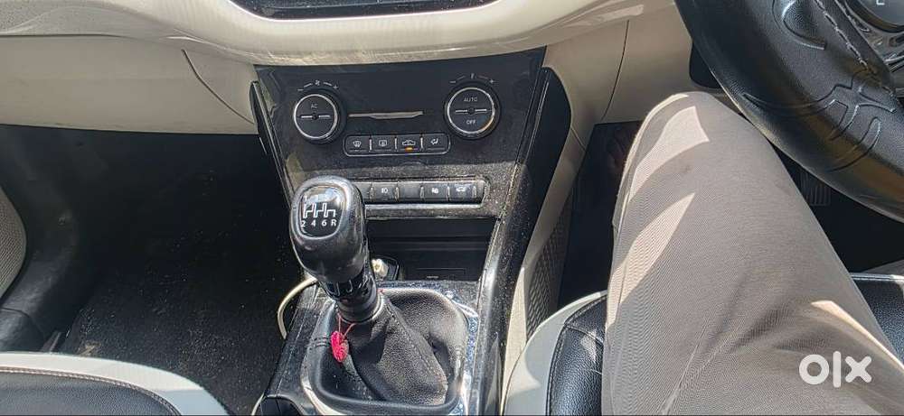 Tata Nexon Xz Diesel 2022 – बिक्री के लिए